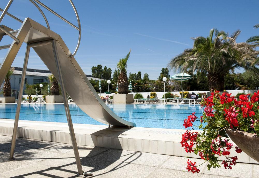 Hotel Cormoran Ριτσόνε Εξωτερικό φωτογραφία